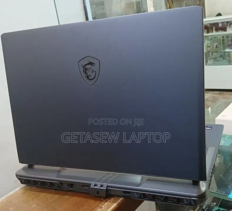 New Laptop MSI Vector 16 HX AI A2XWIG 16GB Intel Core Ultra 7 SSD 1T