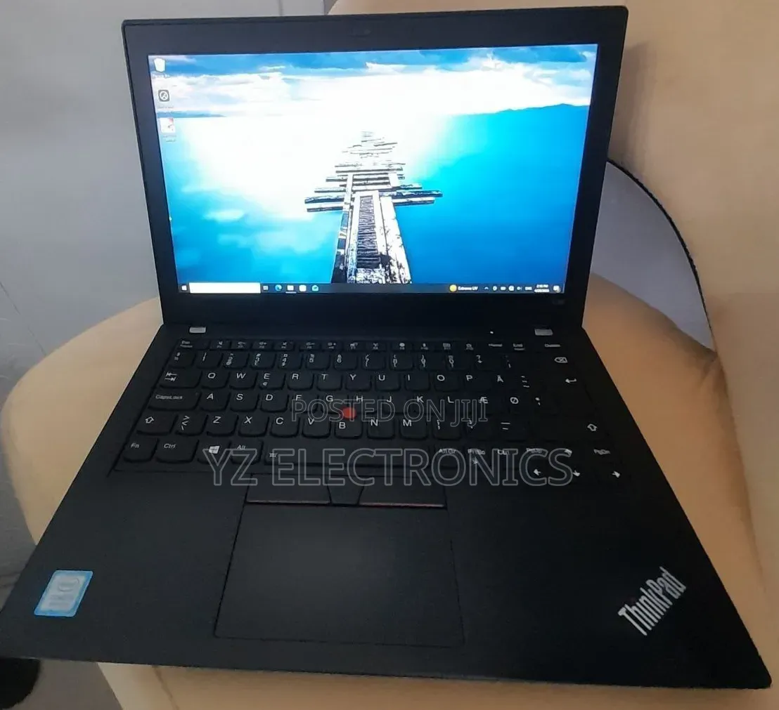 New Laptop Lenovo ThinkPad X280 8GB Intel Core i5 SSD 256GB