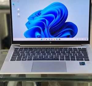 New Laptop HP EliteBook 830 16GB Intel Core i5 SSD 512GB
