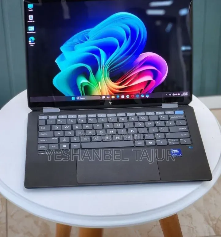 New Laptop HP OmniBook X Flip 14" 16GB Intel Core Ultra 7 SSD 1T