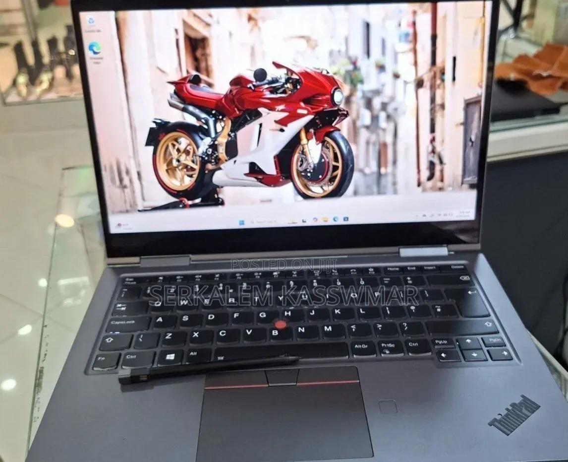 New Laptop Lenovo ThinkPad X1 Yoga 16GB Intel Core i7 SSD 512GB