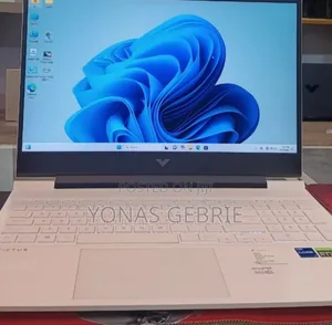 New Laptop HP 16GB Intel Core i7 SSD 512GB