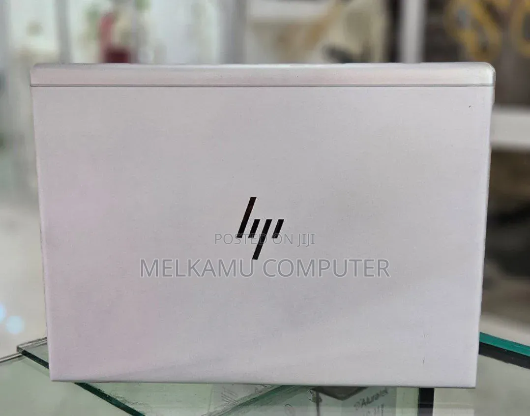 New Laptop HP EliteBook Folio 8GB Intel Core i5 SSD 512GB