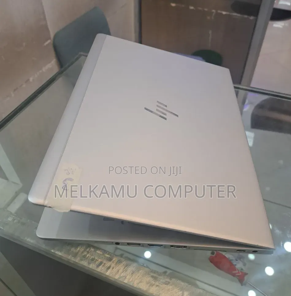 New Laptop HP EliteBook Folio 8GB Intel Core i5 SSD 512GB