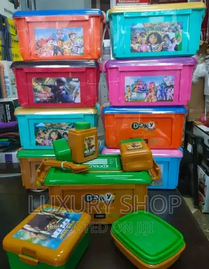 የልጆች የምግብ ዕቃ እና ውሃ መጠጫ