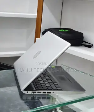 New Laptop HP Stream Notebook 8GB Intel Core i7 HDD 1T