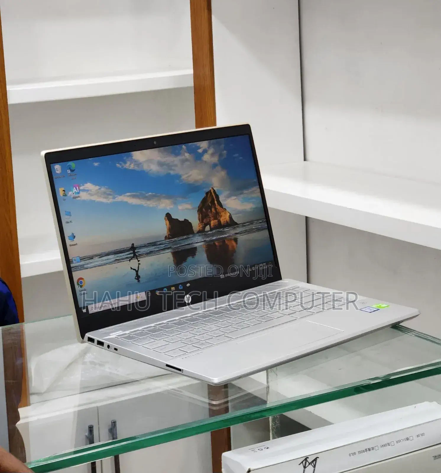 New Laptop HP Pavilion 14 8GB Intel Core i5 SSD 512GB