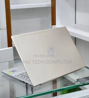 New Laptop HP Pavilion 14 8GB Intel Core i5 SSD 512GB