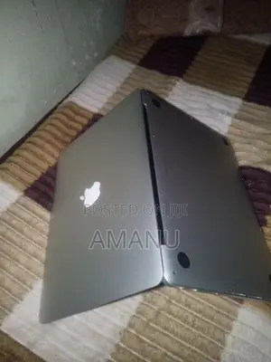 Laptop Apple MacBook Pro 2015 8GB Intel Core i5 SSD 256GB