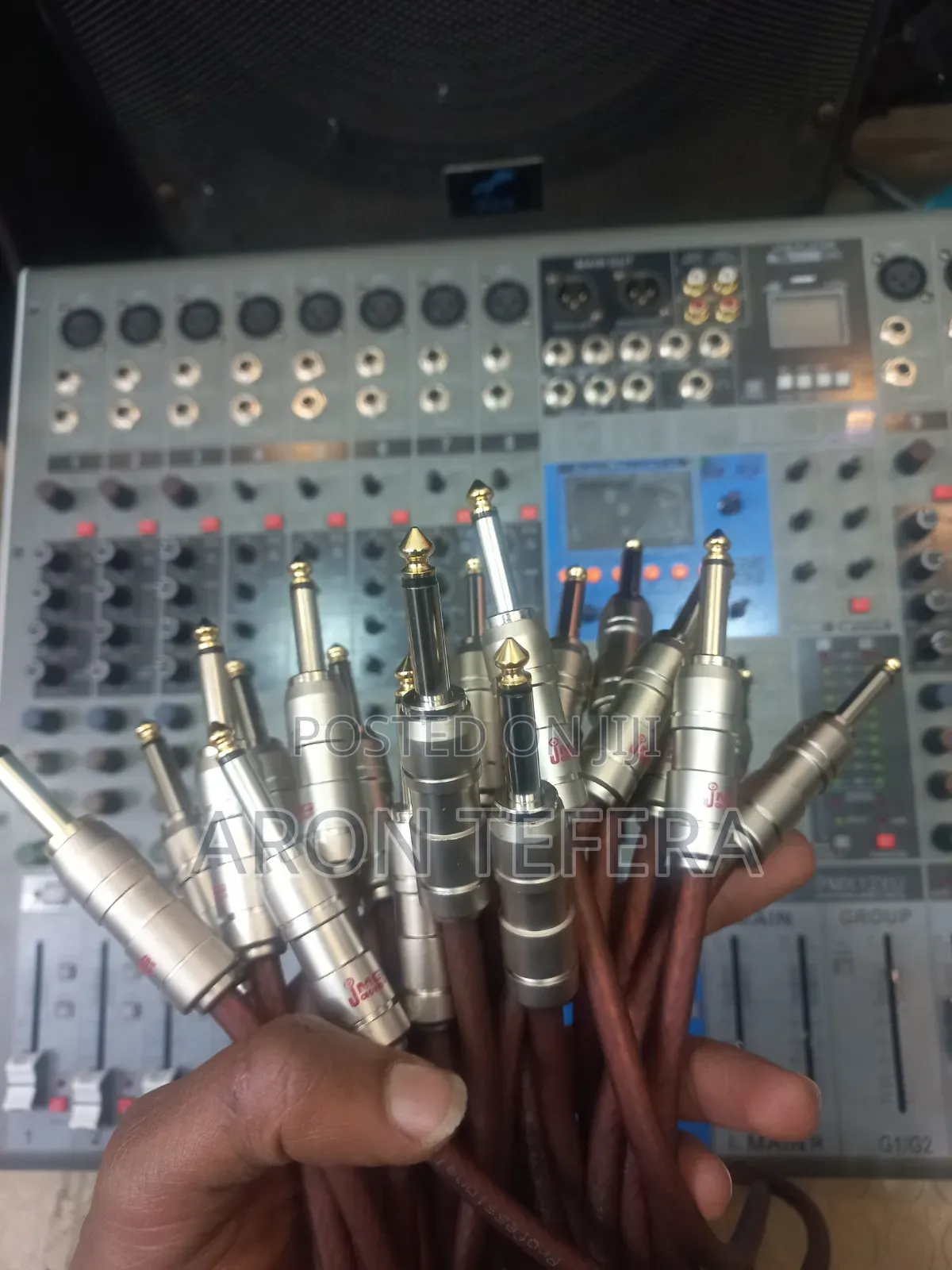 Mic Cables