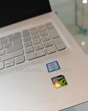 New Laptop HP Envy x360 8GB Intel Core i5 HDD 1T