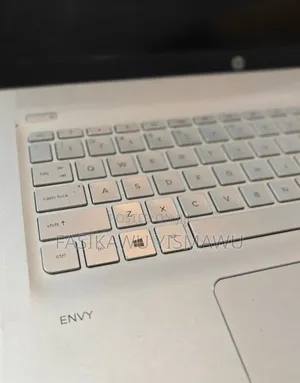 New Laptop HP Envy x360 8GB Intel Core i5 HDD 1T