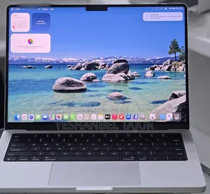 New Apple MacBook Pro 2025 M5 14-inch 16GB Apple M5 Pro SSD 512GB