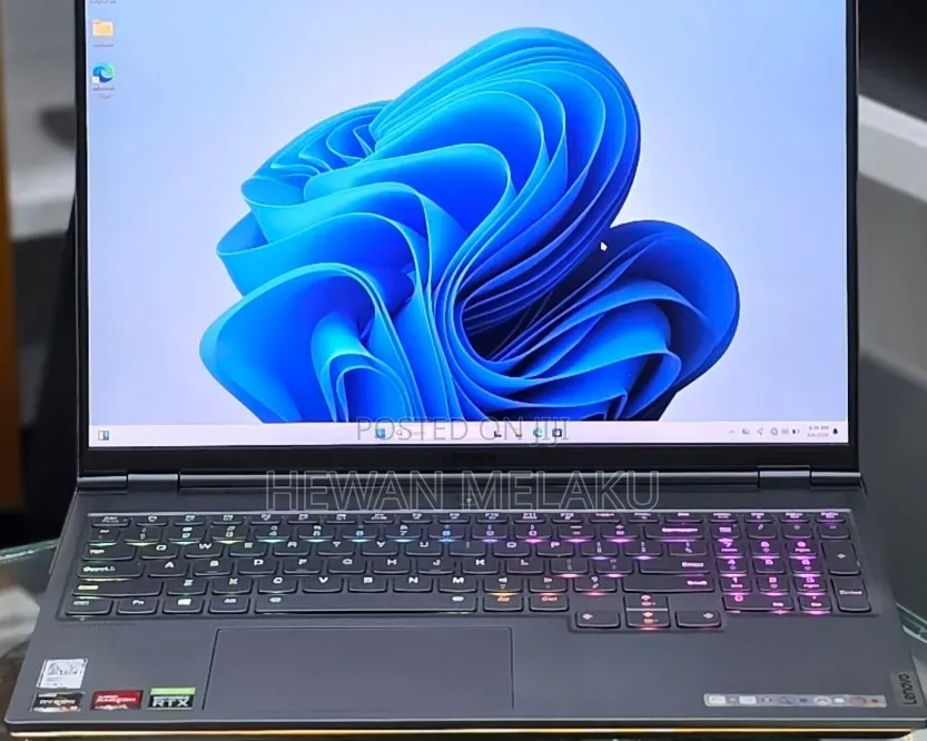 New Laptop Lenovo 16GB AMD Ryzen 9 SSD 1T