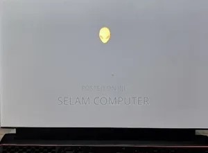 New Laptop Alienware 15 8GB Intel Core i7 SSD 512GB