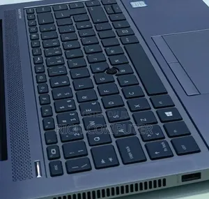 New Laptop HP ZBook 15 16GB Intel Core i5 SSD 256GB