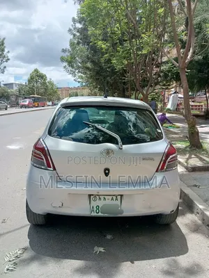 Toyota Yaris 2008 Silver