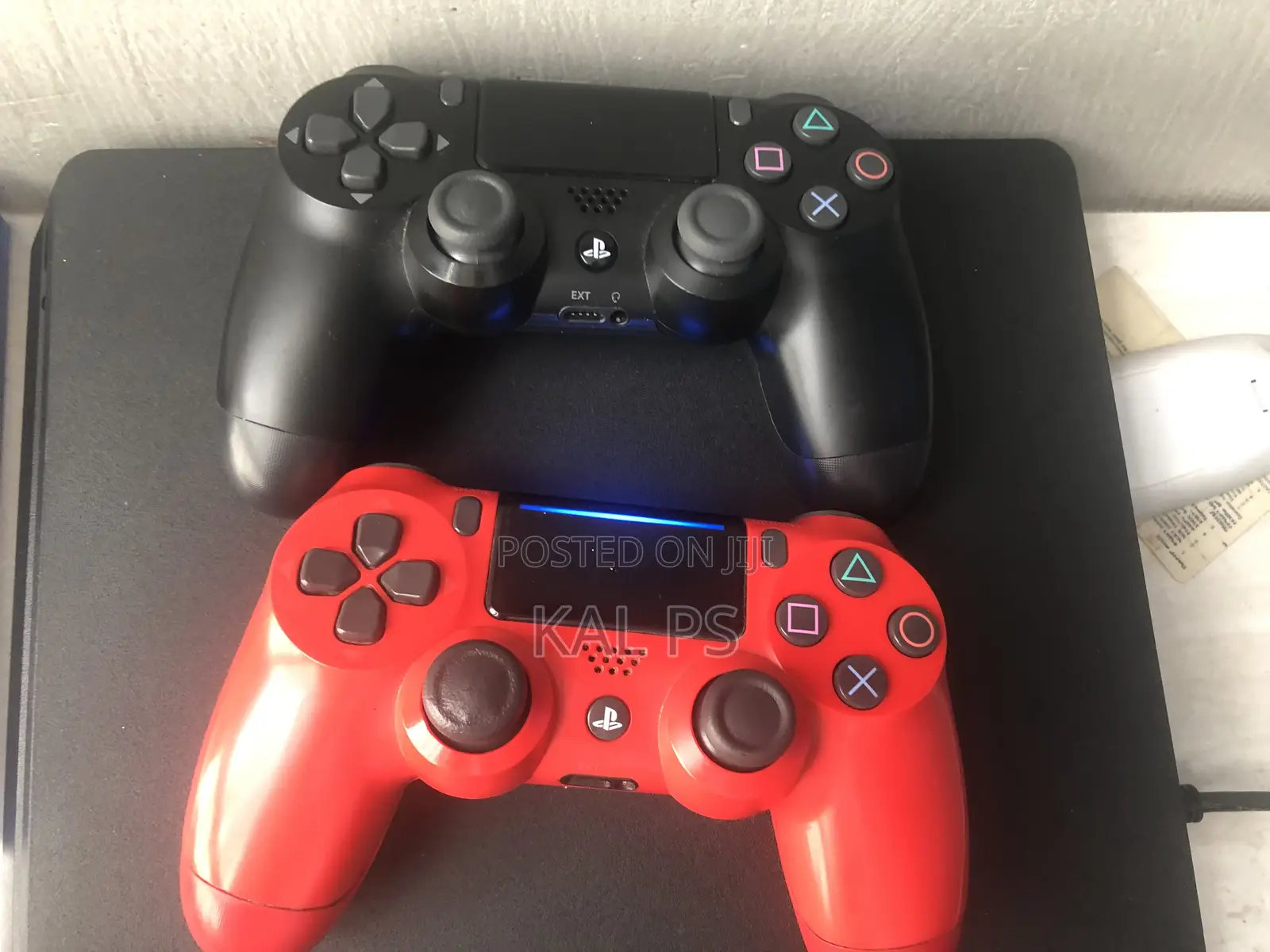 Brand New Ps4 Slim With Slightly Used Joysticks