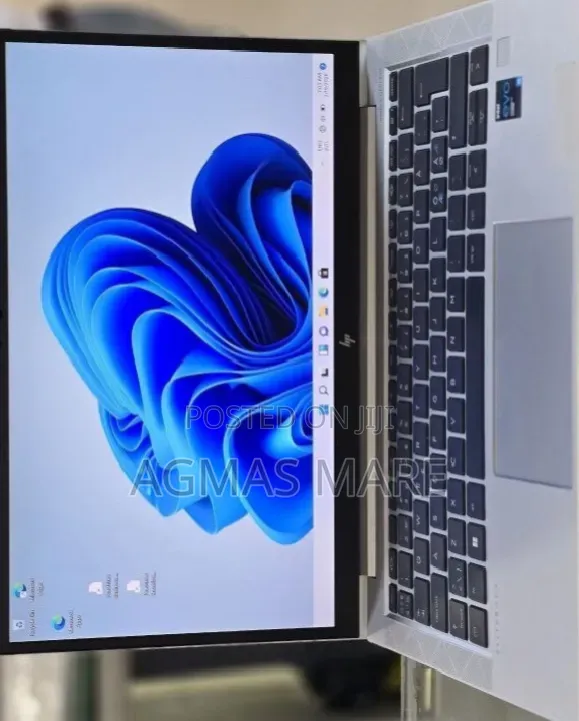 New Laptop HP EliteBook 830 G8 16GB Intel Core i5 SSD 512GB