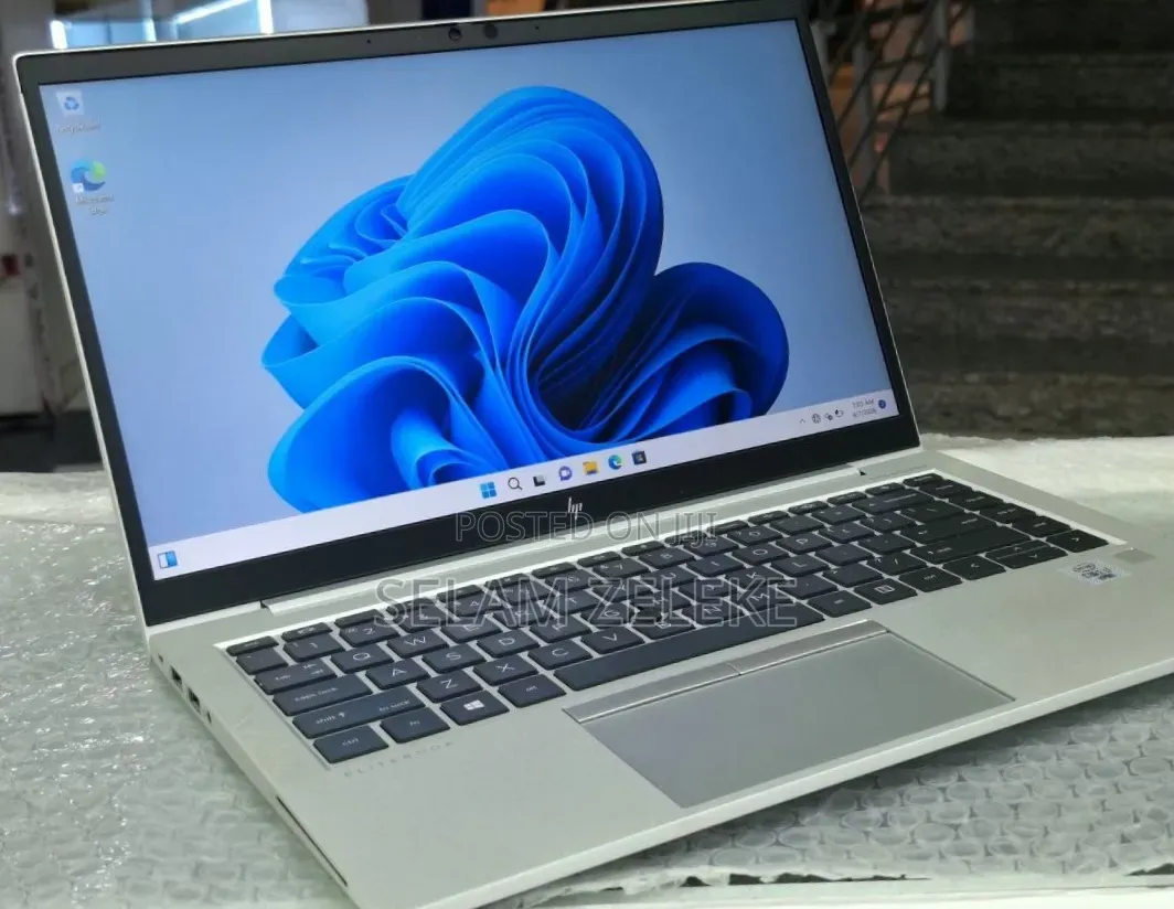 New Laptop HP EliteBook 840 G7 16GB Intel Core i7 SSD 512GB