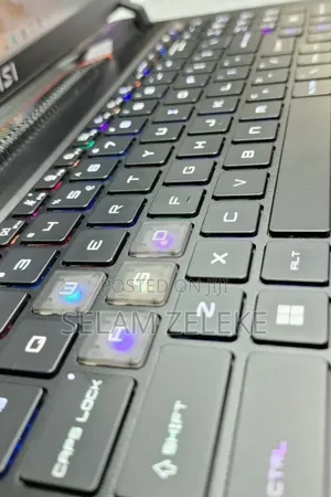 New Laptop MSI 32GB Intel Core i9 SSD 1T