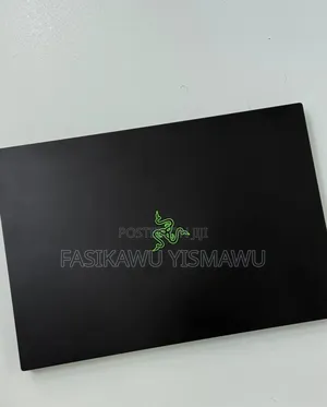 New Laptop Razer Blade 32GB Intel Core i9 SSD 1T