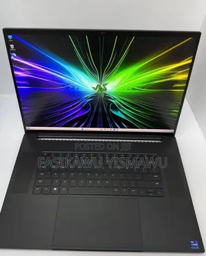 New Laptop Razer Blade 32GB Intel Core i9 SSD 1T