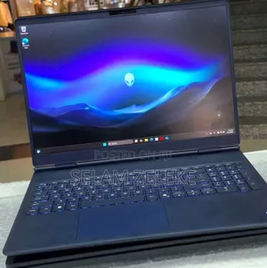 New Laptop Alienware X16 32GB Intel Core Ultra 9 SSD 1T