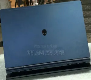 New Laptop Alienware X16 32GB Intel Core Ultra 9 SSD 1T