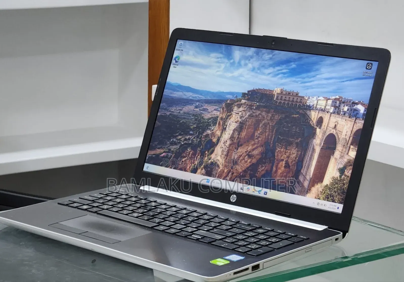 New Laptop HP Stream Notebook 8GB Intel Core i7 SSD 1T