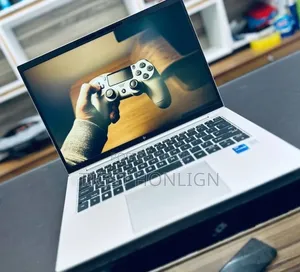 New Laptop HP EliteBook 840 G10 16GB Intel Core i7 SSD 512GB