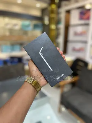New Samsung Galaxy S25 128 GB Black