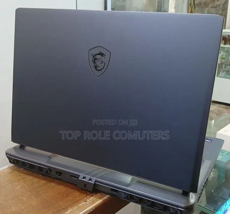New Laptop MSI Vector 16 HX AI A2XWIG 16GB Intel Core Ultra 7 SSD 1T
