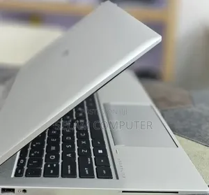 New Laptop HP EliteBook 840 G8 16GB Intel Core i7 SSD 512GB