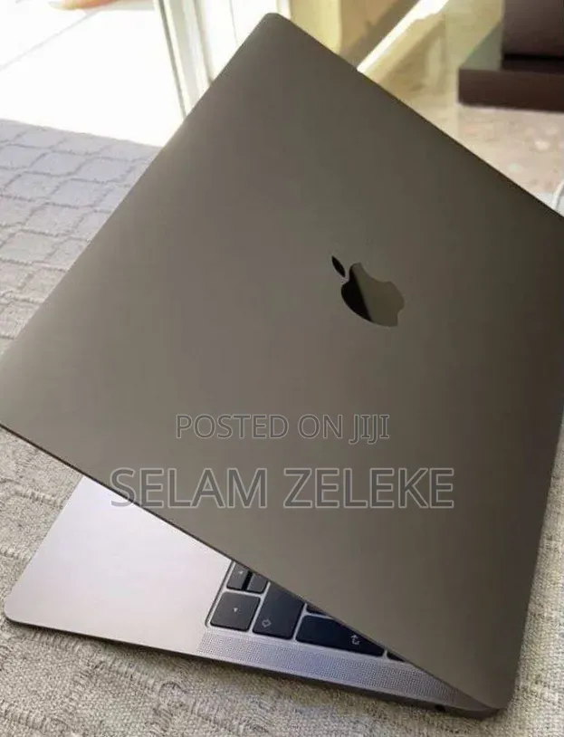 New Laptop Apple MacBook Air 2020 M1 8GB Apple M1 SSD 256GB