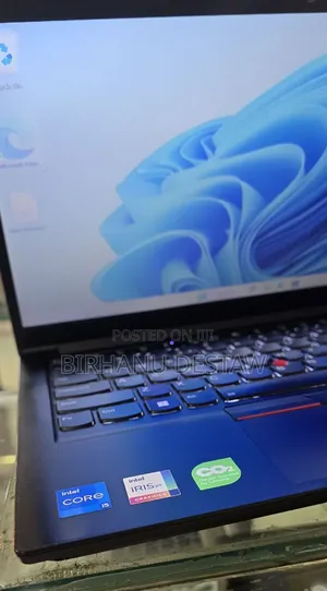 New Laptop Lenovo 16GB Intel Core i5 SSD 512GB
