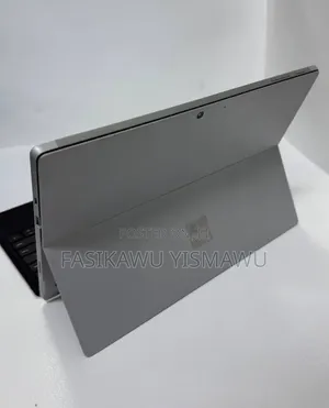 New Laptop Microsoft Surface Pro 7 16GB Intel Core i5 SSD 256GB