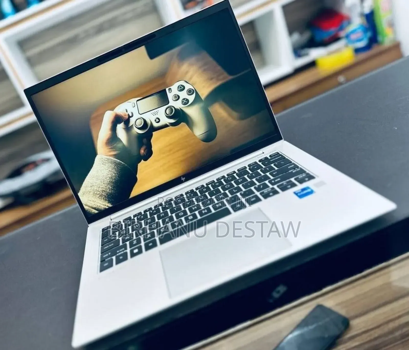 New Laptop HP EliteBook 840 G10 16GB Intel Core i7 SSD 512GB