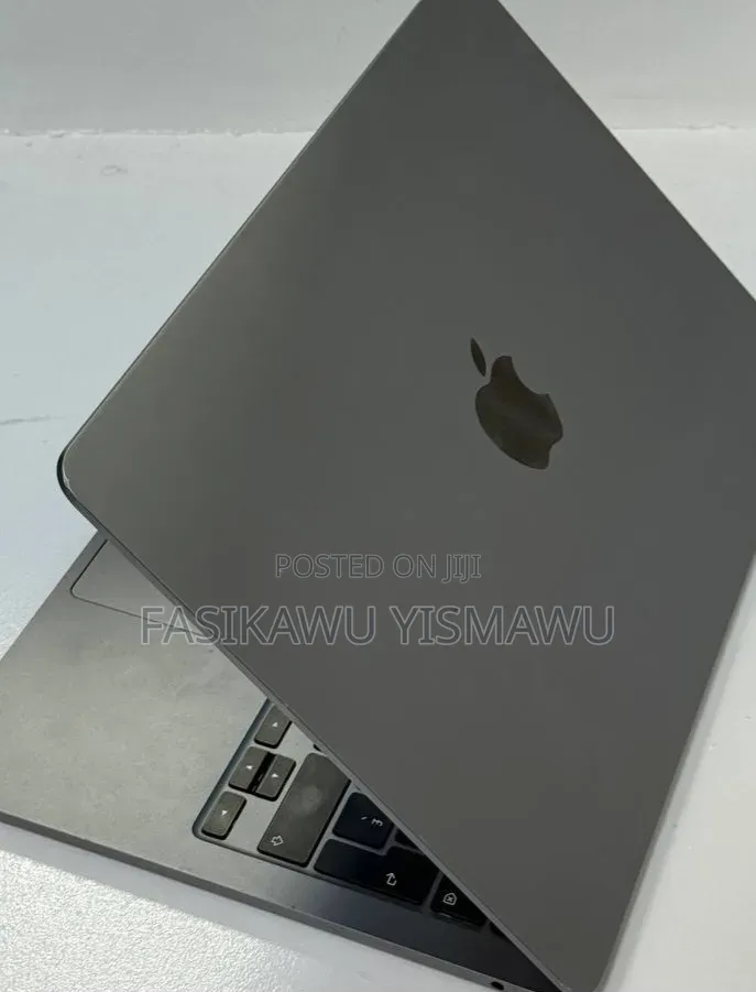 New Laptop Apple MacBook Air 2023 M2 16GB Apple M2 SSD 256GB