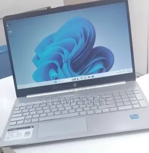 New Laptop HP 8GB Intel Core i3 SSD 256GB