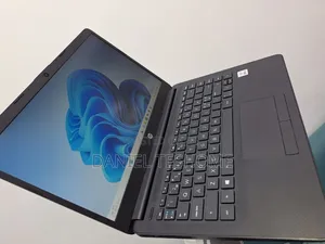 New Laptop HP 250 G7 4GB Intel Core i3 SSD 256GB