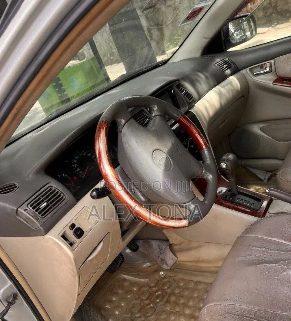 Toyota Corolla 2007 White