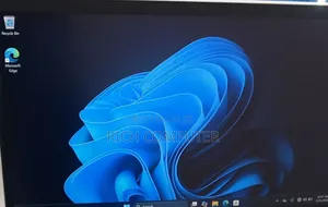 New Laptop HP EliteBook 830 G8 16GB Intel Core i7 SSD 512GB
