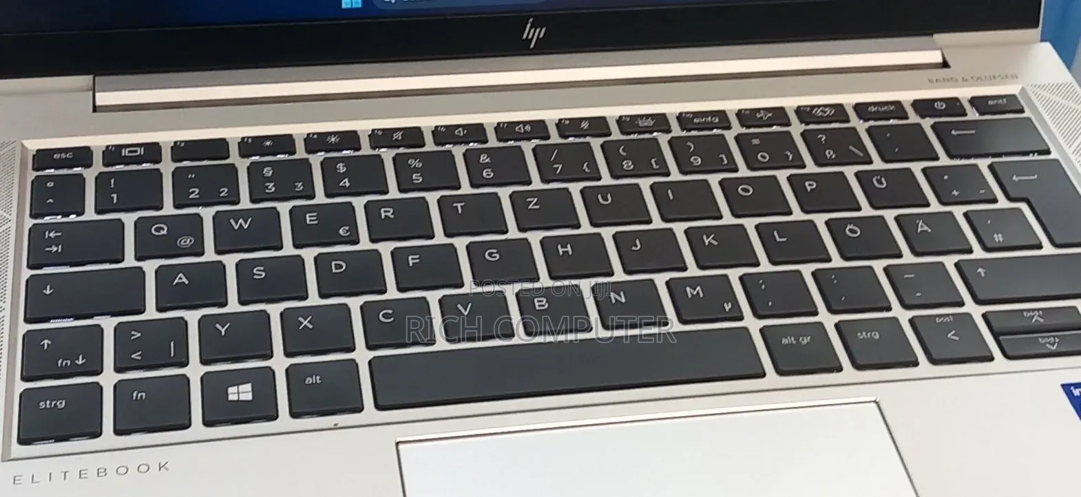 New Laptop HP EliteBook 830 G8 16GB Intel Core i7 SSD 512GB