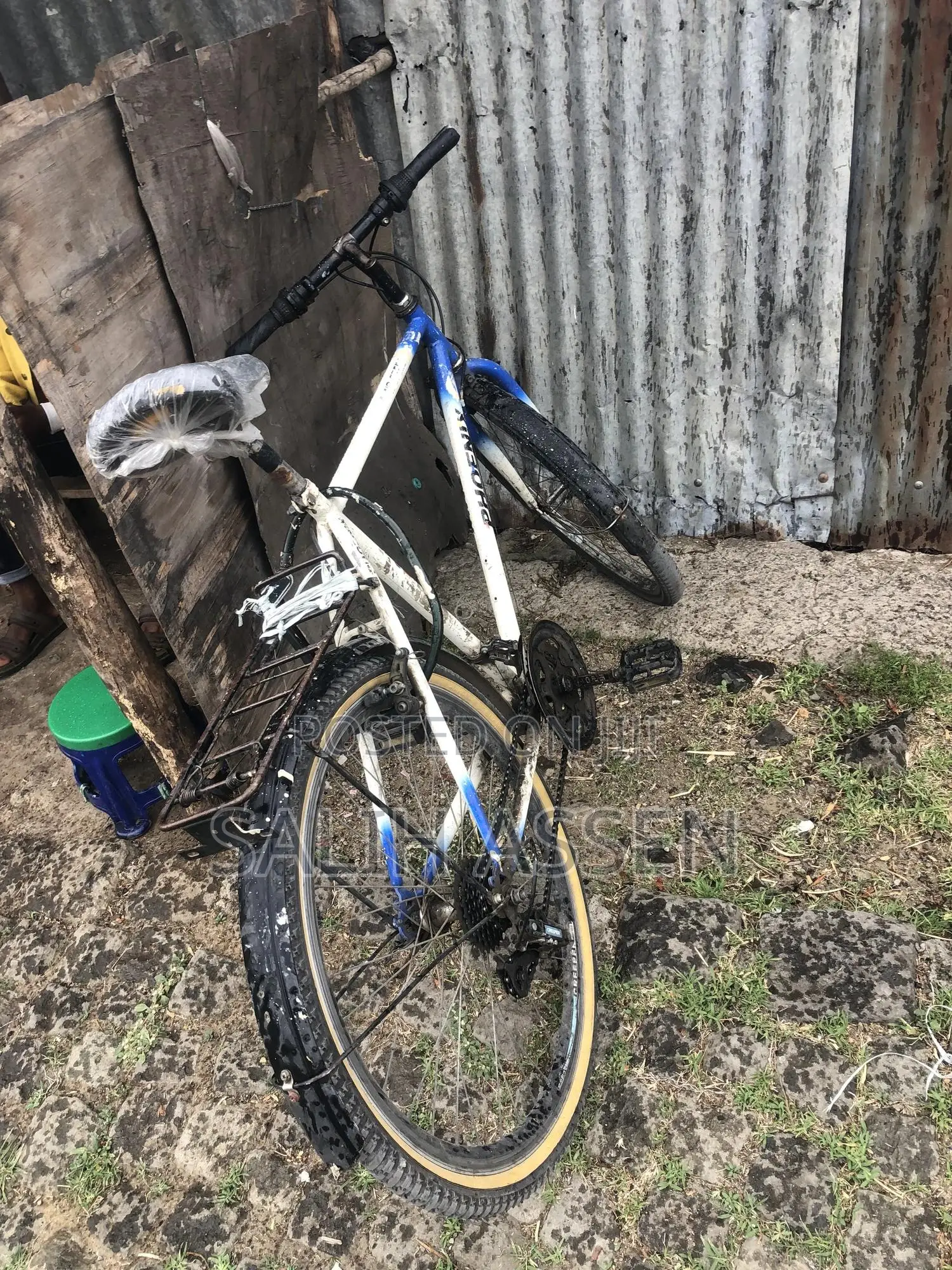 Original Phoenix Heavy-Duty Bicycle – Excellent Condition