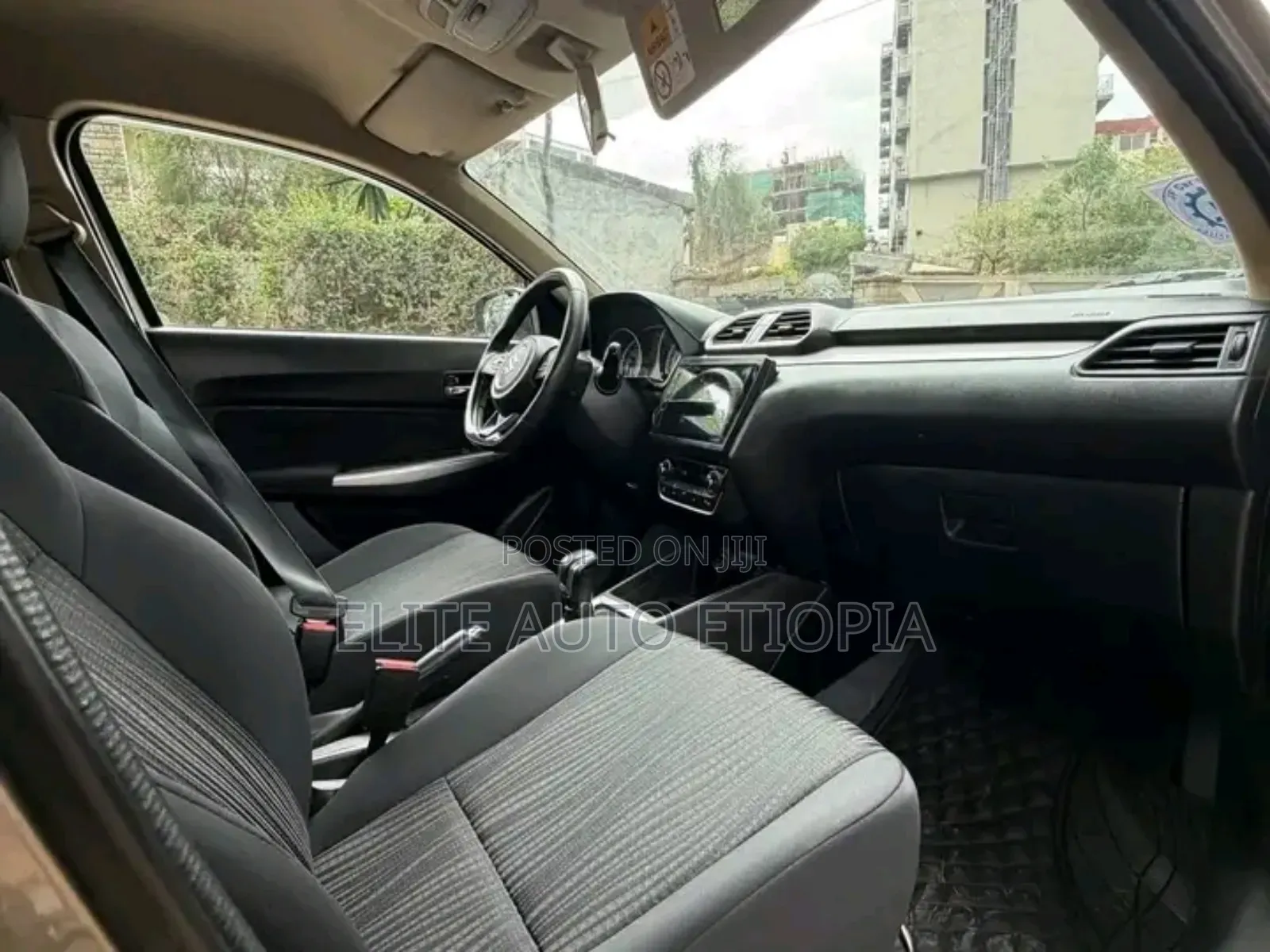 Suzuki Dzire 2022 Silver