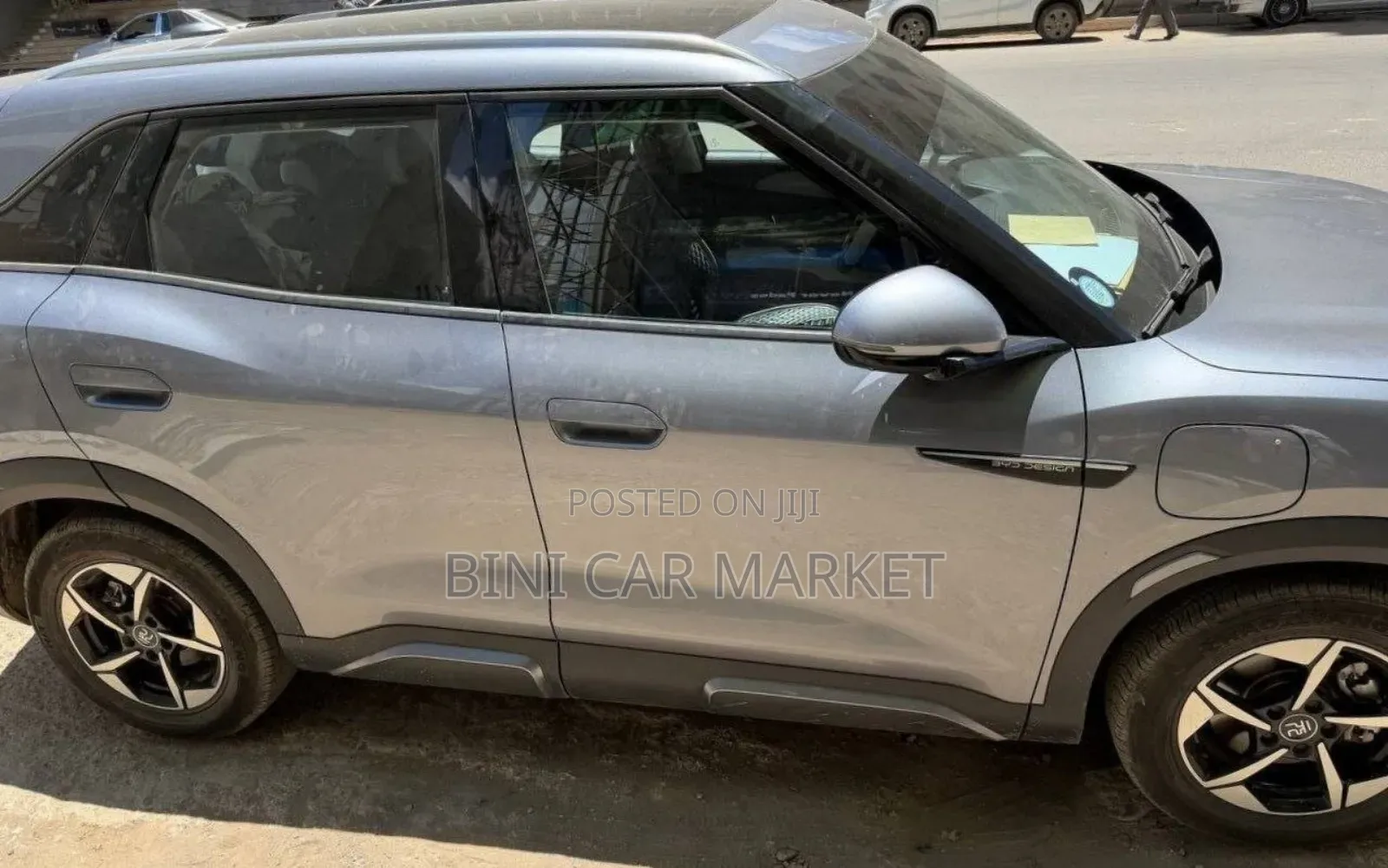 BYD Yuan Up 45 kWh FWD 2024 Gray