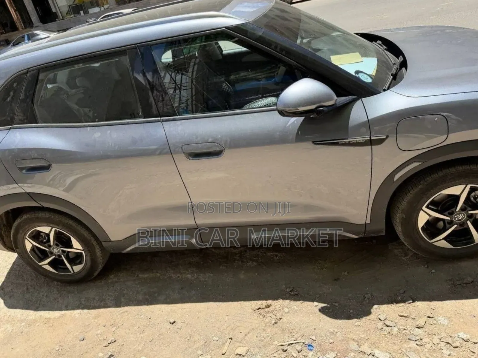 BYD Yuan Up 45 kWh FWD 2024 Gray