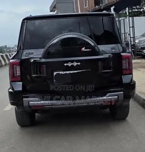 BYD Leopard 8 2.0 Hybrid AWD 2025 Black