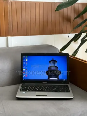 New Laptop Samsung RV510 4GB Intel Pentium HDD 320GB
